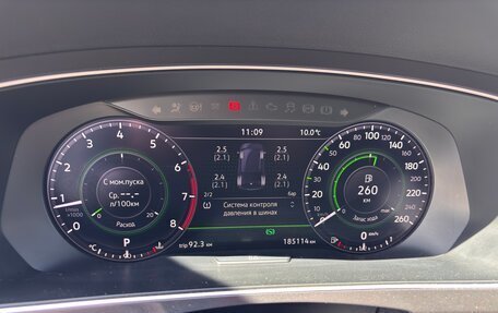 Volkswagen Tiguan II, 2017 год, 2 500 000 рублей, 11 фотография