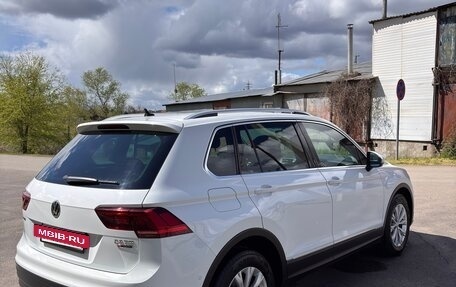 Volkswagen Tiguan II, 2017 год, 2 500 000 рублей, 5 фотография