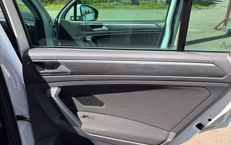 Volkswagen Tiguan II, 2017 год, 2 500 000 рублей, 21 фотография