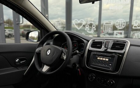 Renault Sandero II рестайлинг, 2016 год, 970 000 рублей, 14 фотография