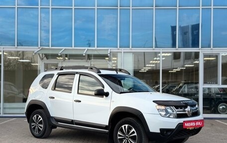 Renault Duster I рестайлинг, 2015 год, 985 000 рублей, 2 фотография