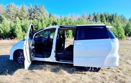 Toyota Estima III рестайлинг -2, 2013 год, 850 000 рублей, 11 фотография