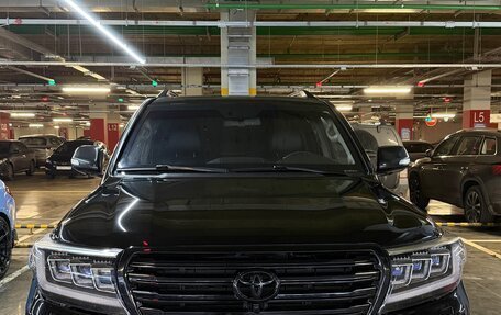 Toyota Land Cruiser 200, 2010 год, 6 500 000 рублей, 1 фотография