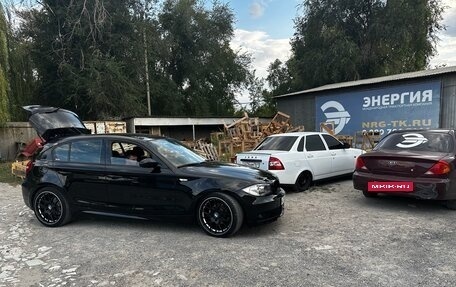 BMW 1 серия, 2008 год, 920 000 рублей, 2 фотография