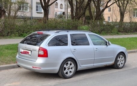 Skoda Octavia, 2010 год, 650 000 рублей, 2 фотография