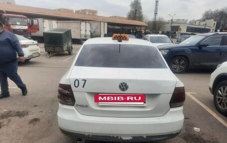 Volkswagen Polo VI (EU Market), 2019 год, 500 000 рублей, 2 фотография