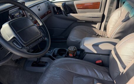 Jeep Grand Cherokee, 1993 год, 25 фотография