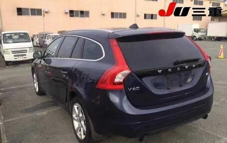 Volvo V60 I, 2014 год, 1 100 000 рублей, 3 фотография