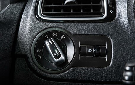 Volkswagen Polo VI (EU Market), 2018 год, 1 098 000 рублей, 18 фотография