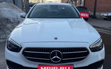 Mercedes-Benz E-Класс, 2020 год, 5 300 000 рублей, 2 фотография