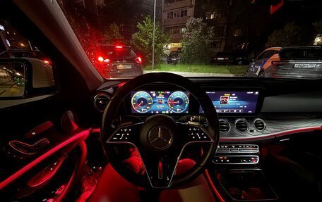 Mercedes-Benz E-Класс, 2020 год, 5 300 000 рублей, 24 фотография