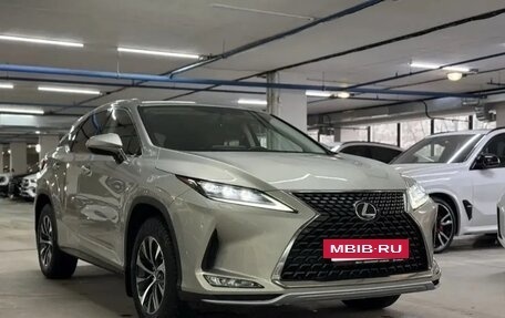 Lexus RX IV рестайлинг, 2021 год, 5 499 000 рублей, 8 фотография