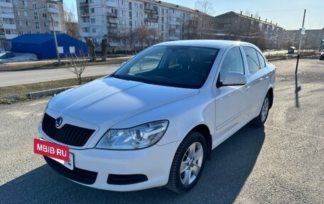 Skoda Octavia, 2010 год, 850 000 рублей, 2 фотография
