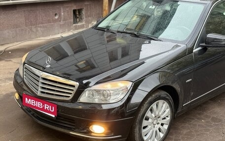 Mercedes-Benz C-Класс, 2009 год, 1 137 000 рублей, 23 фотография