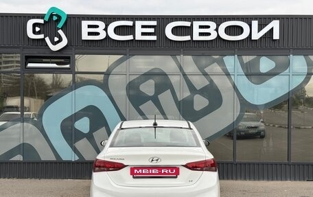 Hyundai Solaris II рестайлинг, 2017 год, 1 390 000 рублей, 6 фотография