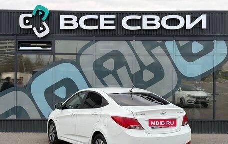 Hyundai Solaris II рестайлинг, 2015 год, 1 267 000 рублей, 3 фотография