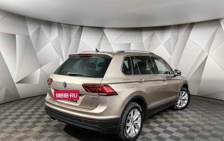 Volkswagen Tiguan II, 2020 год, 3 150 000 рублей, 2 фотография