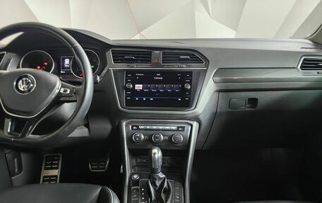 Volkswagen Tiguan II, 2020 год, 3 150 000 рублей, 13 фотография