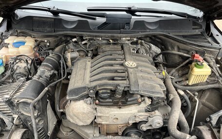 Volkswagen Touareg III, 2011 год, 2 180 000 рублей, 9 фотография