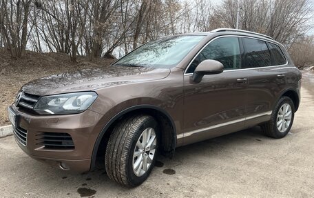 Volkswagen Touareg III, 2011 год, 2 180 000 рублей, 3 фотография