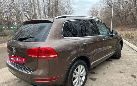 Volkswagen Touareg III, 2011 год, 2 180 000 рублей, 5 фотография