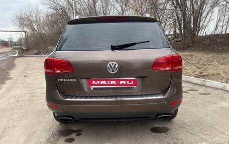 Volkswagen Touareg III, 2011 год, 2 180 000 рублей, 2 фотография