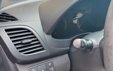 Hyundai Solaris II рестайлинг, 2011 год, 840 000 рублей, 12 фотография