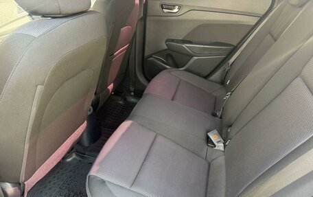 Hyundai Solaris II рестайлинг, 2018 год, 1 110 000 рублей, 10 фотография