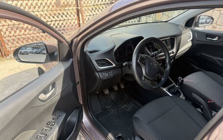 Hyundai Solaris II рестайлинг, 2018 год, 1 110 000 рублей, 9 фотография