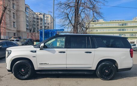 GMC Yukon IV, 2022 год, 7 500 000 рублей, 4 фотография