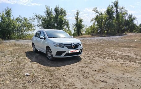 Renault Logan II, 2022 год, 1 070 000 рублей, 3 фотография