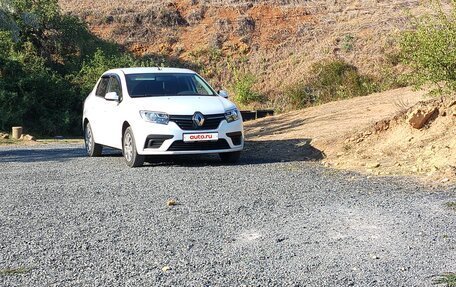 Renault Logan II, 2022 год, 1 070 000 рублей, 8 фотография
