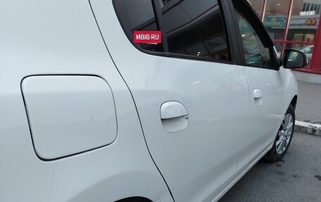 Renault Logan II, 2022 год, 1 070 000 рублей, 10 фотография