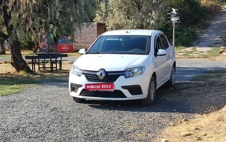 Renault Logan II, 2022 год, 1 070 000 рублей, 6 фотография