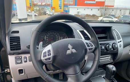 Mitsubishi Pajero Sport II рестайлинг, 2010 год, 1 880 000 рублей, 19 фотография