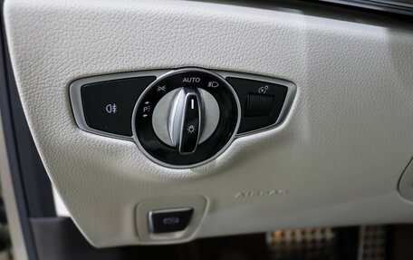 Mercedes-Benz E-Класс, 2019 год, 3 730 000 рублей, 12 фотография