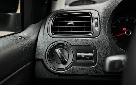 Volkswagen Polo VI (EU Market), 2019 год, 1 250 000 рублей, 13 фотография