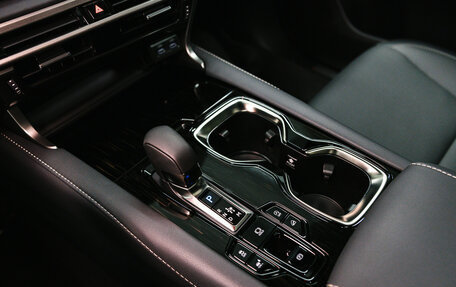 Lexus RX IV рестайлинг, 2025 год, 7 700 000 рублей, 26 фотография