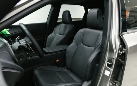 Lexus RX IV рестайлинг, 2025 год, 7 700 000 рублей, 34 фотография