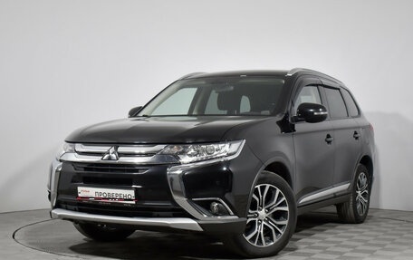 Mitsubishi Outlander III рестайлинг 3, 2018 год, 2 450 000 рублей, 1 фотография
