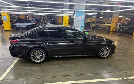 BMW 5 серия, 2019 год, 4 200 000 рублей, 6 фотография