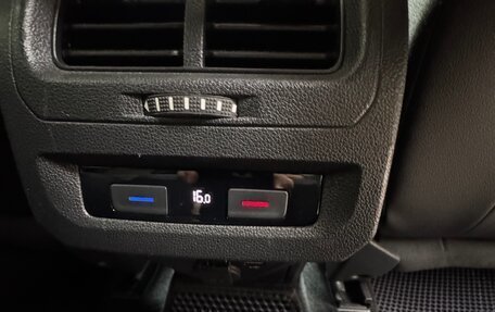 Volkswagen Touran III, 2016 год, 1 870 000 рублей, 11 фотография