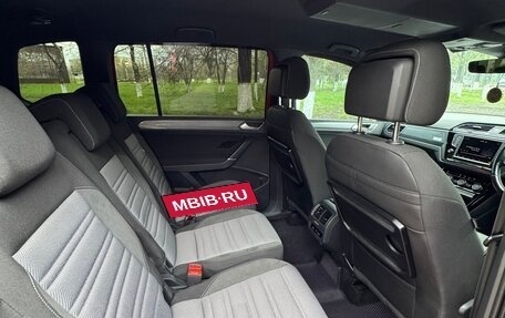 Volkswagen Touran III, 2016 год, 1 870 000 рублей, 13 фотография