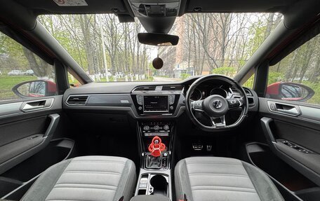 Volkswagen Touran III, 2016 год, 1 870 000 рублей, 15 фотография