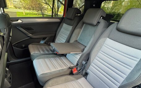 Volkswagen Touran III, 2016 год, 1 870 000 рублей, 29 фотография