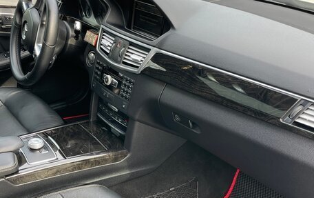 Mercedes-Benz E-Класс, 2011 год, 1 820 000 рублей, 19 фотография