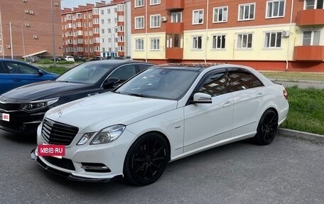 Mercedes-Benz E-Класс, 2011 год, 1 820 000 рублей, 35 фотография