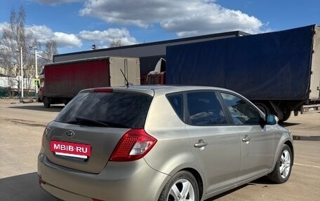 KIA cee'd I рестайлинг, 2010 год, 850 000 рублей, 6 фотография