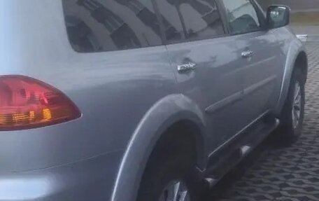 Mitsubishi Pajero Sport II рестайлинг, 2011 год, 1 750 000 рублей, 3 фотография