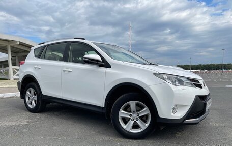 Toyota RAV4, 2014 год, 2 150 000 рублей, 4 фотография